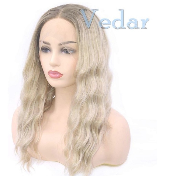 ****SOLD****Beautiful Ash blonde lace-front wig - Picture 2 of 8